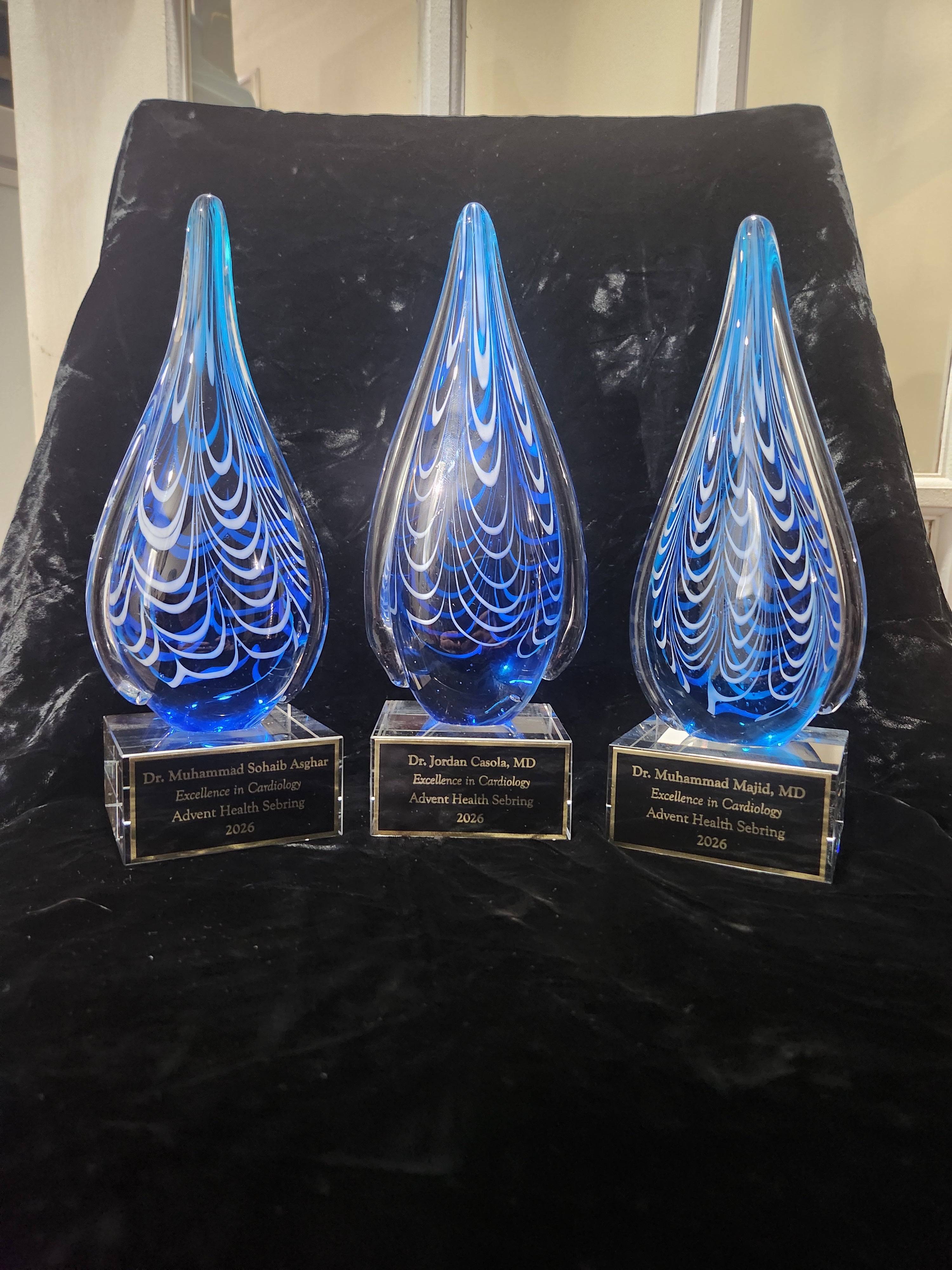 10" Blue and Black Teardrop Art Glass on Clear Glass Base Recognition Award